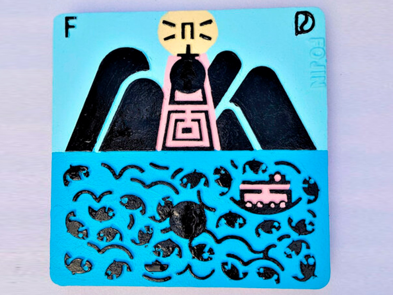 Дизайнерский чугунный люк в Гонконге Дизайнерский чугунный люк в Тай О